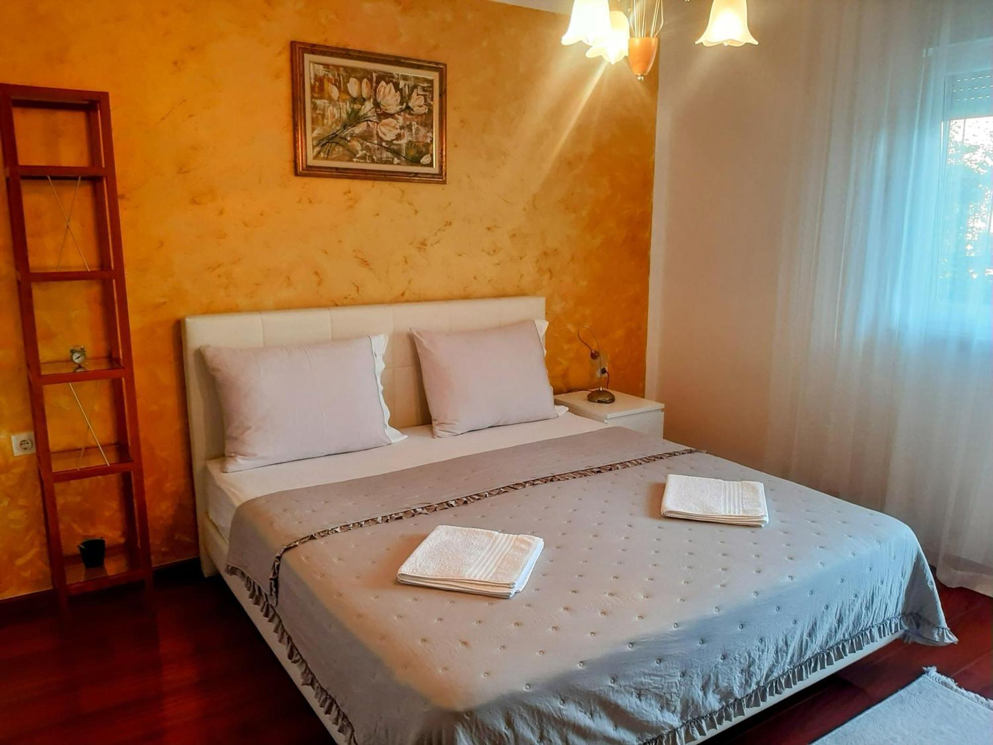 Guest House No 13 Мостар Экстерьер фото